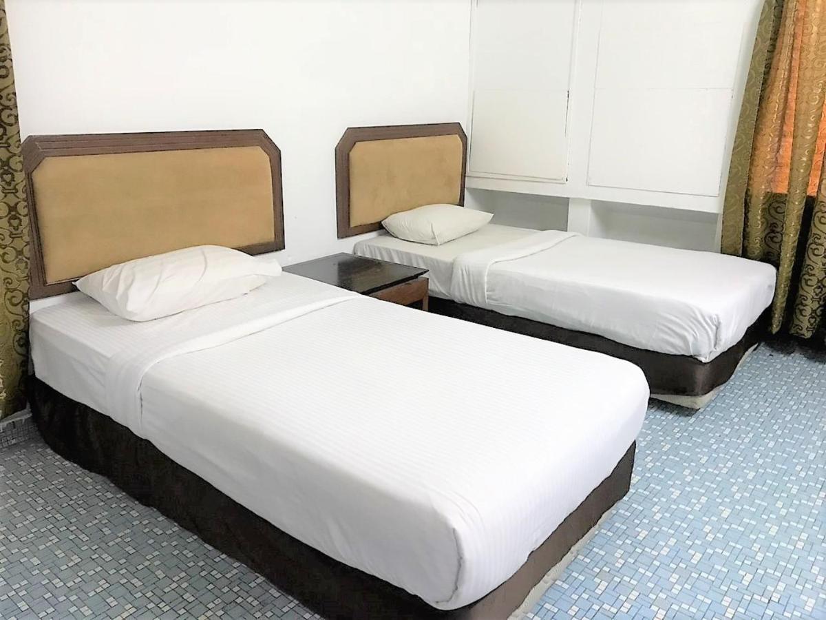 Oyo 90465 Pelangi Baru Hotel Johor Bahru Ngoại thất bức ảnh